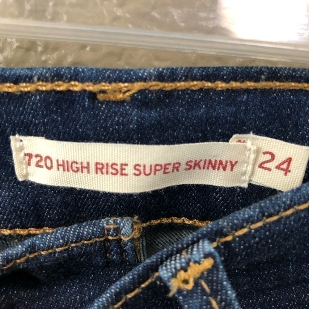 Levi’s 720 High Rise Super Skinny Jeans Size 24 - Picture 2 of 3